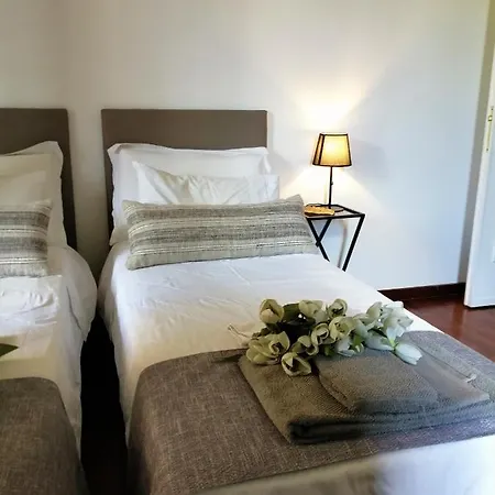 Emi's Bed & Breakfast 4*