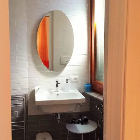 Emi's Bed & Breakfast 4*