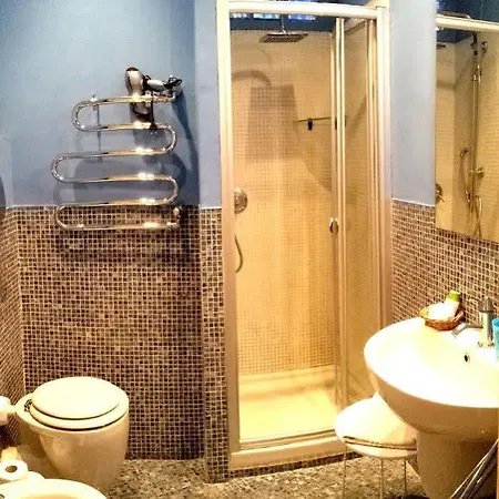 Emi's Bed & Breakfast