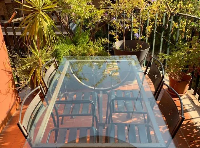 Emi's Couette-café 4*