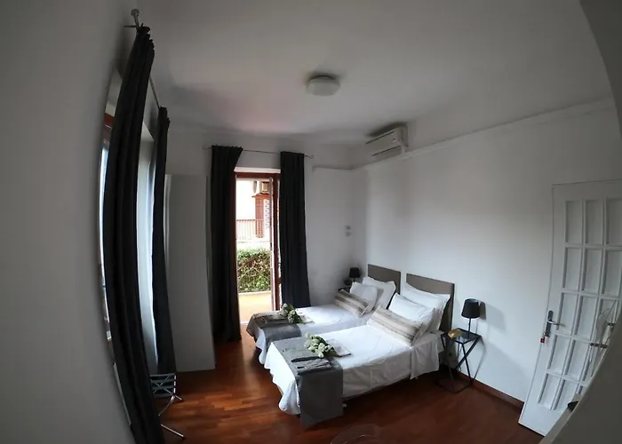 Couette-café Emi's 4*