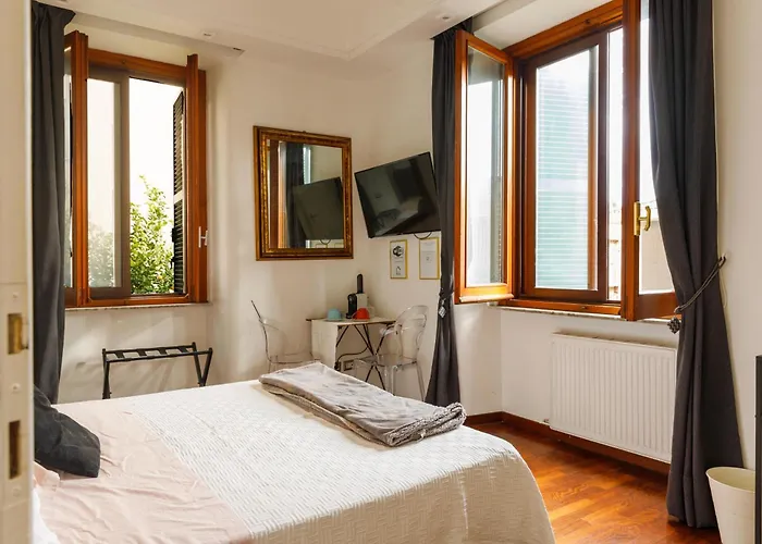 Emi's Couette-café 4*