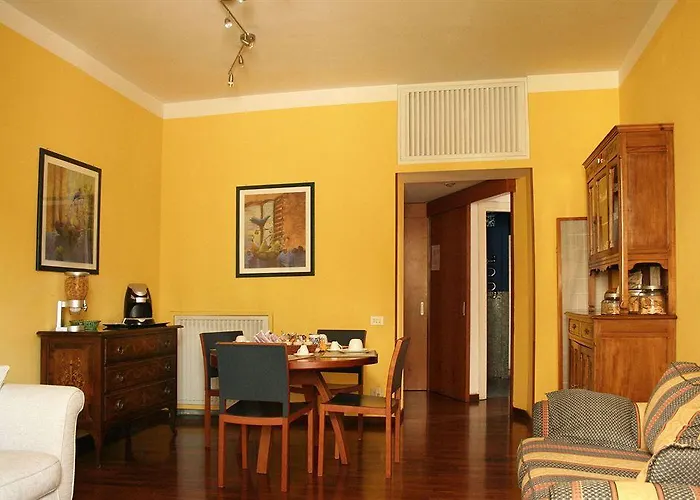 Emi's Couette-café Rome