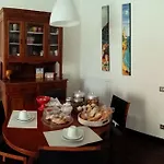 Emi's